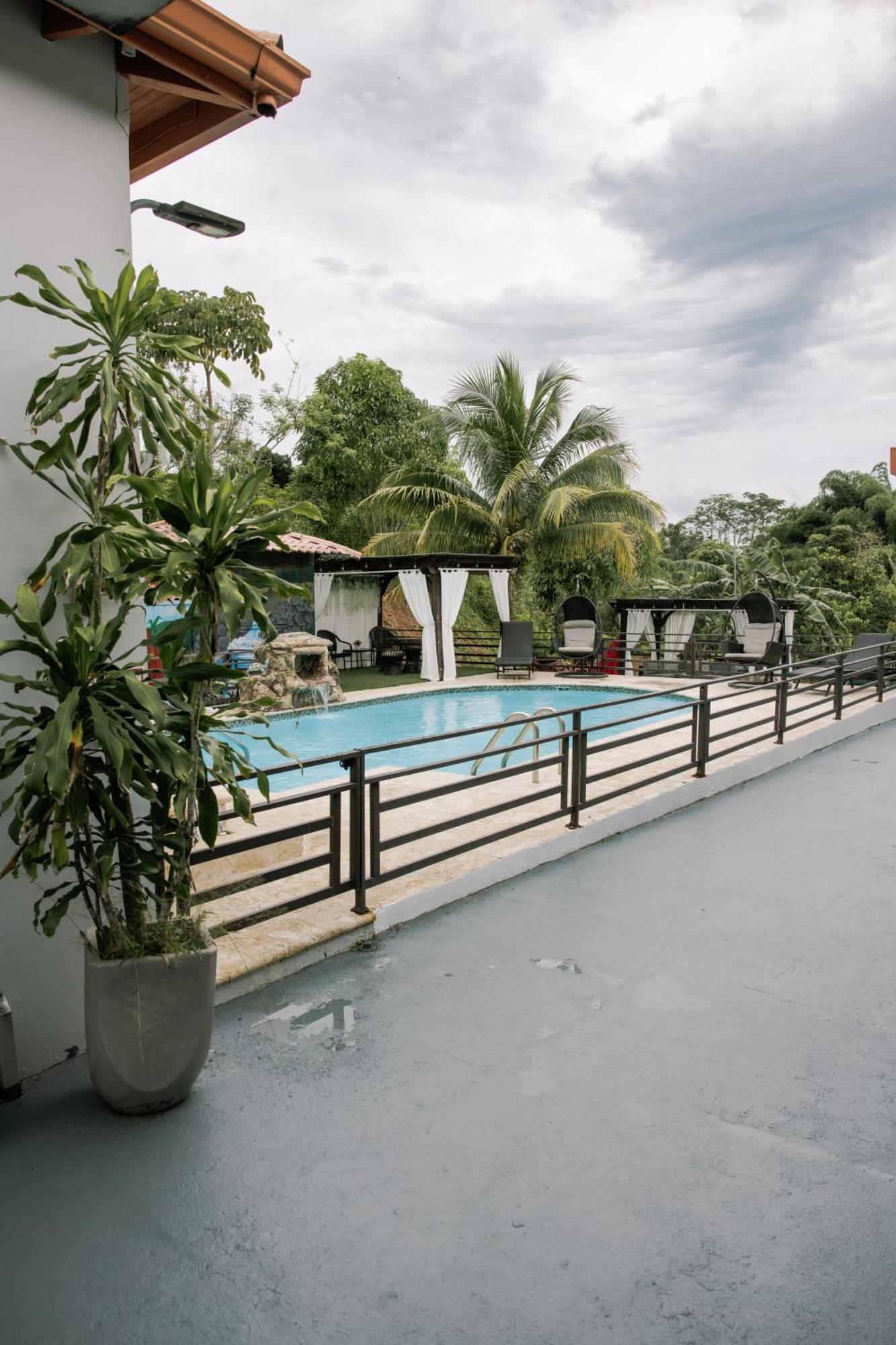 Casa Campo Bed & Breakfast Сан-Себастьян Екстер'єр фото