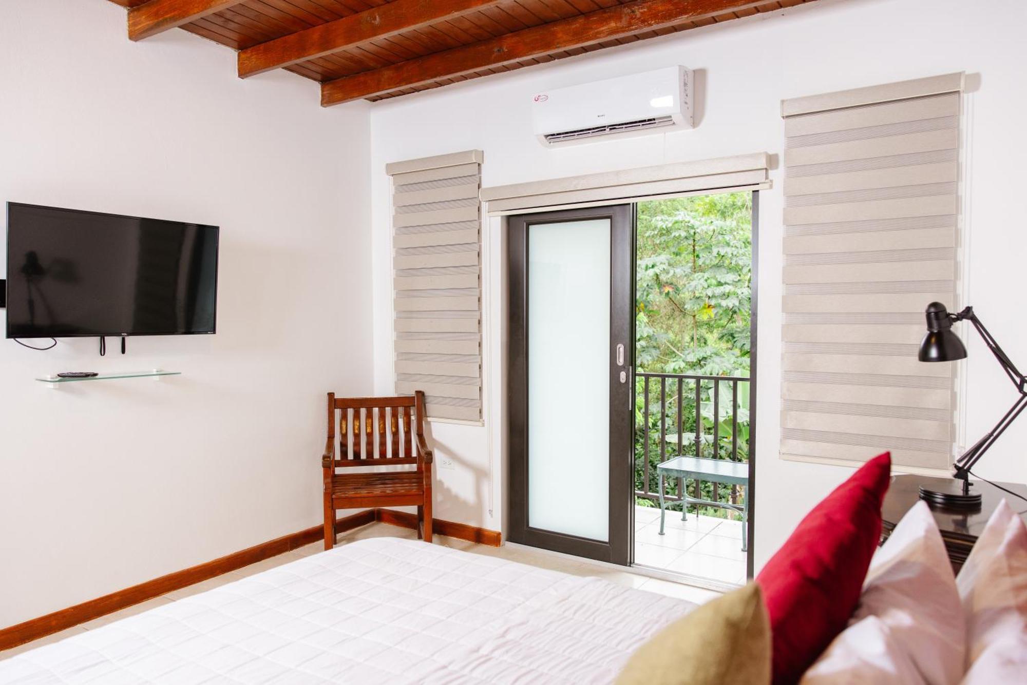 Casa Campo Bed & Breakfast Сан-Себастьян Екстер'єр фото